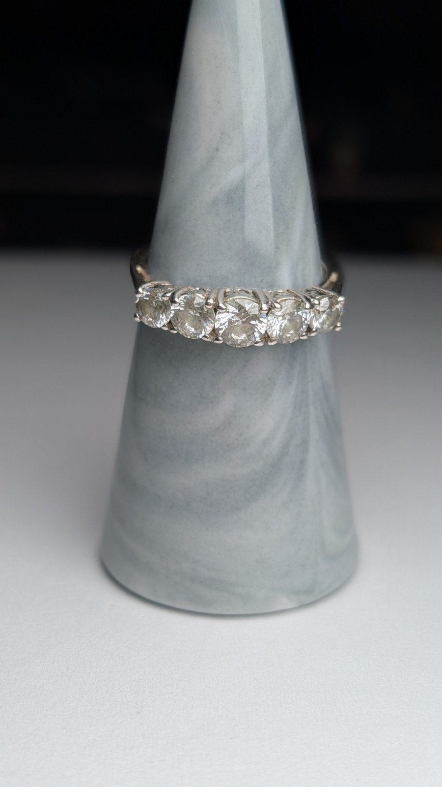 Vintage Sterling Silver Single Row Clear Gemstone Swarovski Ring | Size R 1/2 - Image 8