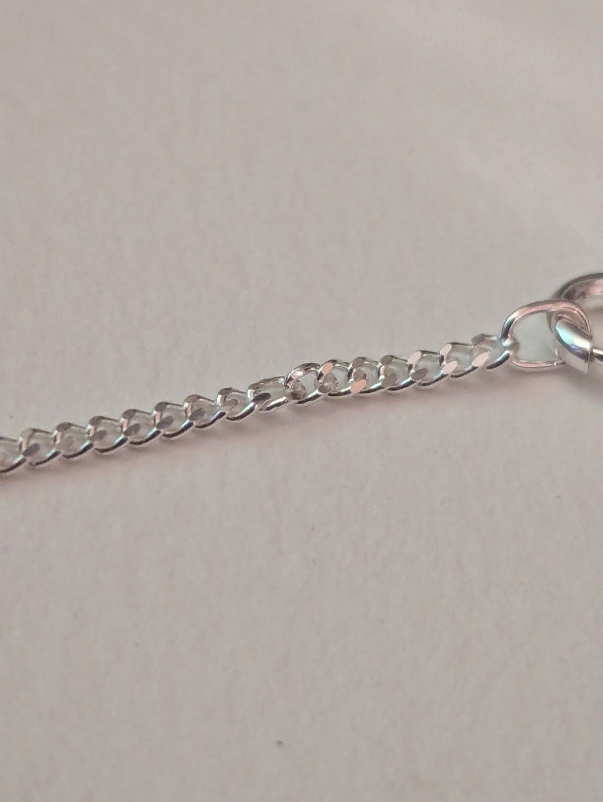 925 Sterling Solid Silver 20-inch Curb Link Chain 51cm | Slight Kinks In Chain - Image 3
