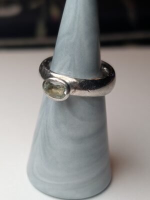 Vintage Sterling Silver Green Gemstone Ring | Size P 1/2 | 925 Silver