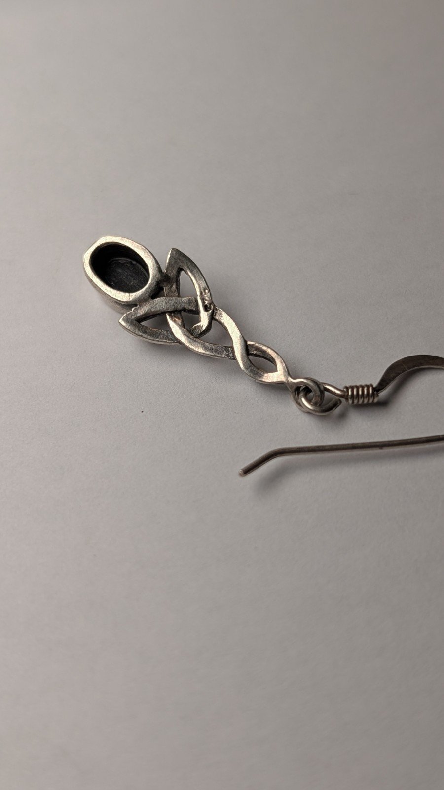 Vintage Sterling Silver Celtic Drop Earrings With Oval Black Onyx Gemstones - Image 5