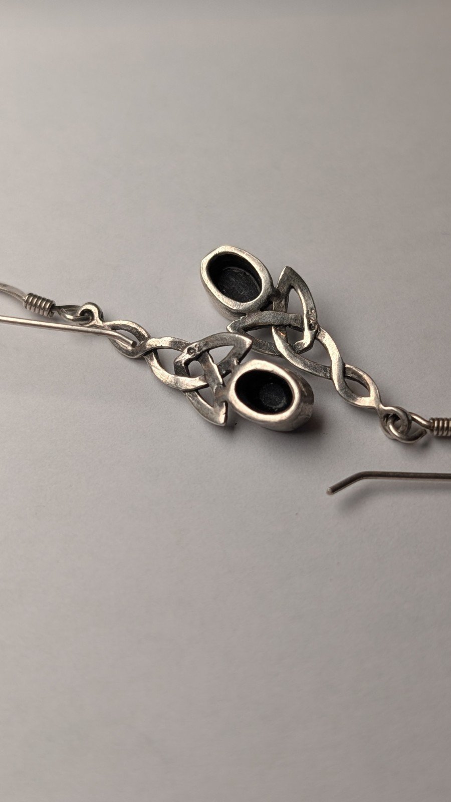 Vintage Sterling Silver Celtic Drop Earrings With Oval Black Onyx Gemstones - Image 6