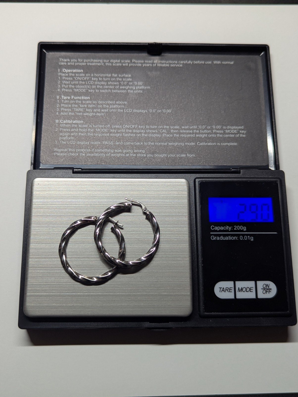 Vintage 9ct White Gold Twist Creole Hoop Earrings | 2.9g | 30mm Hoops - Image 9