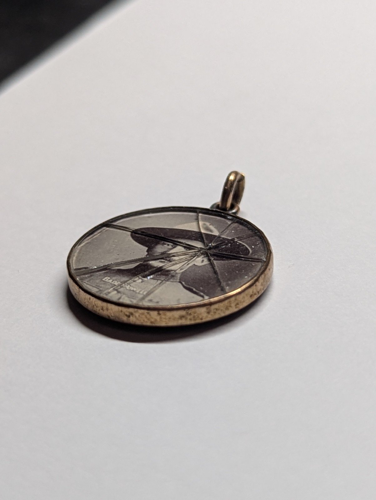 Antique Gold Tone Robert Baden-Powell And Lord Roberts Boer War Pendant Cracked - Image 6