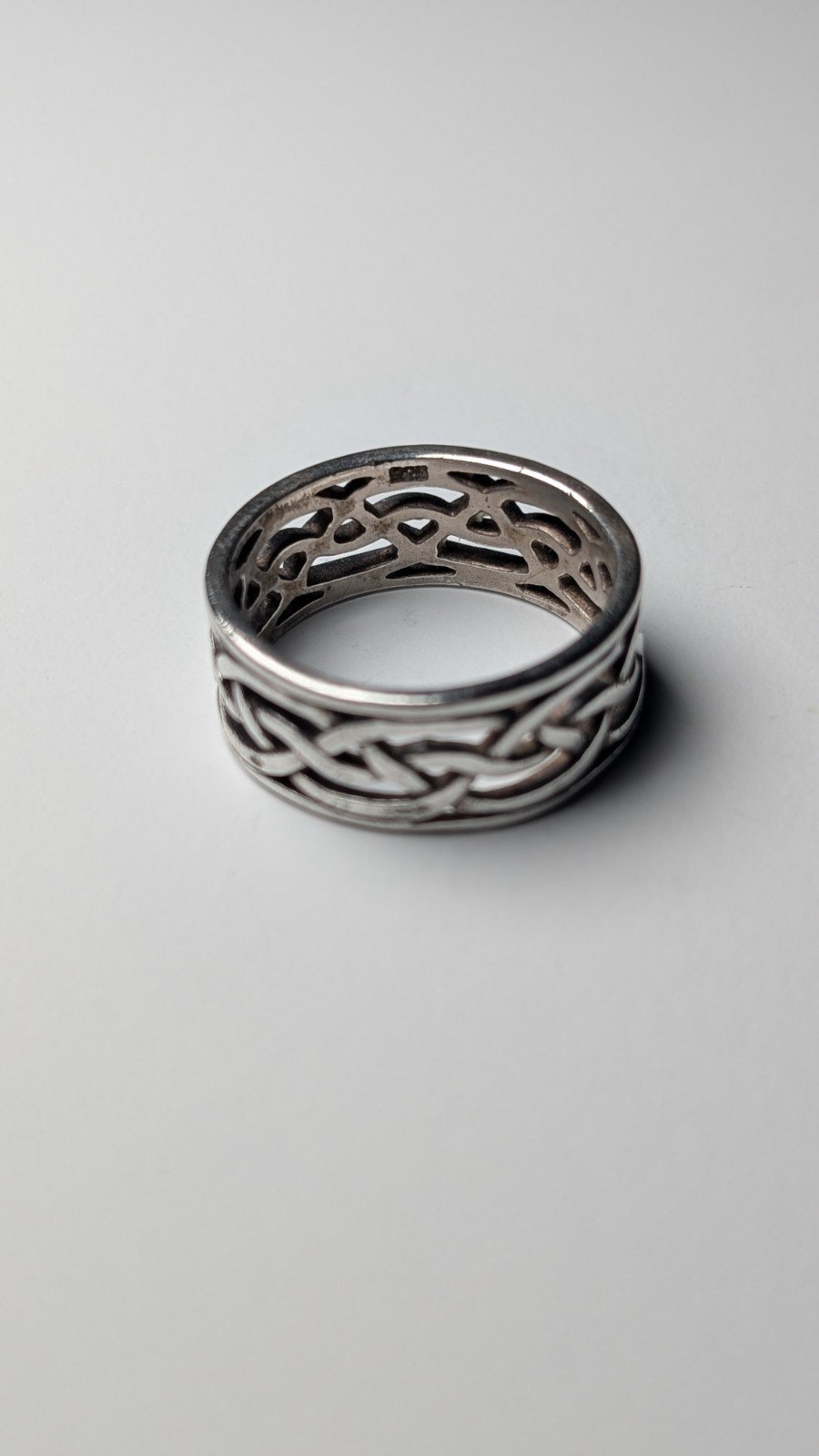 Vintage Sterling Silver Celtic Weave Ring | Size T 1/2 | 925 Silver - Image 4