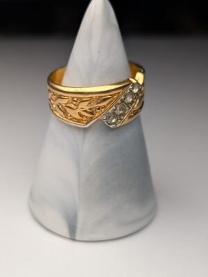 Costume Jewellery Gold Tone Ring With Clear Stones | Size O