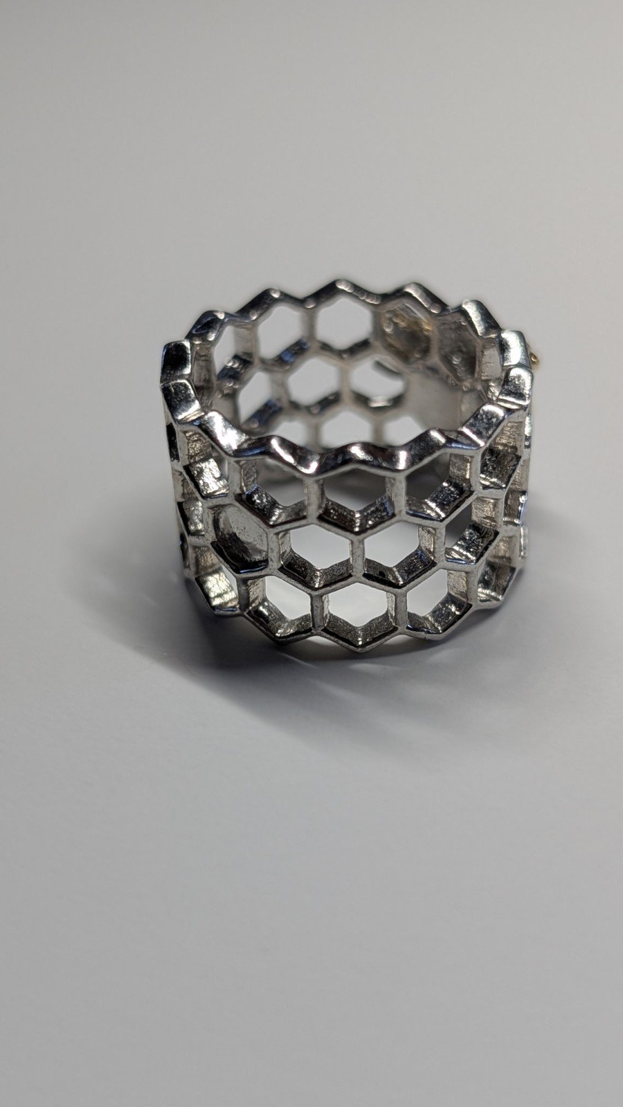 Vintage Sterling Silver Honeycomb Ring With Gold Tone Bee | Size L | 925 Silver - Image 3