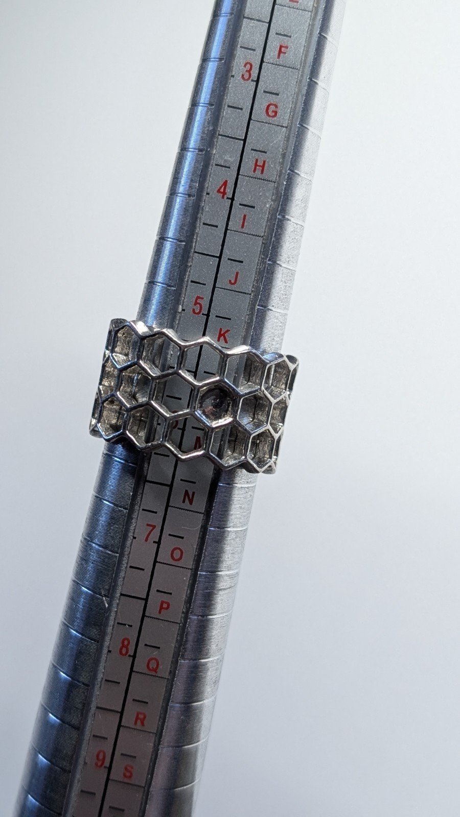 Vintage Sterling Silver Honeycomb Ring With Gold Tone Bee | Size L | 925 Silver - Image 9