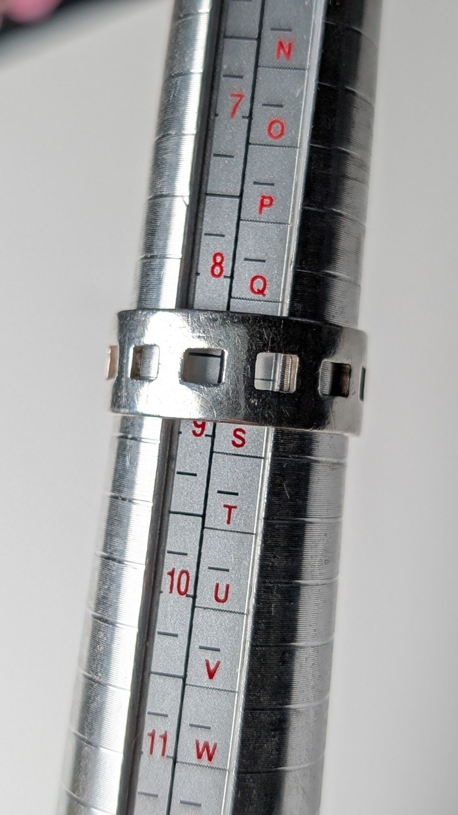 Vintage Sterling Silver Square Holes Band Ring | Size R | 925 Silver - Image 2