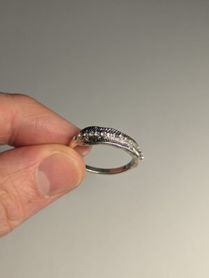 Costume Jewellery Feather And Cz Stones Silver Tone Ring Size R