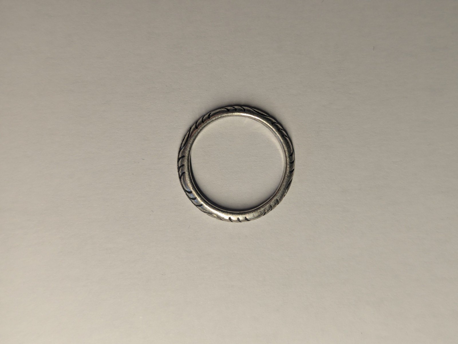 Costume Jewellery Simple Line Design Band Ring Size K 1/2 - Image 3