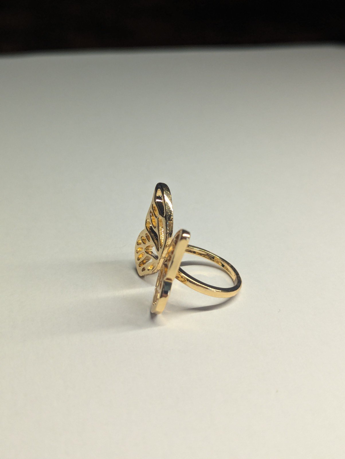 Costume Jewellery Butterfly Ring Gold Tone Size K - Image 4