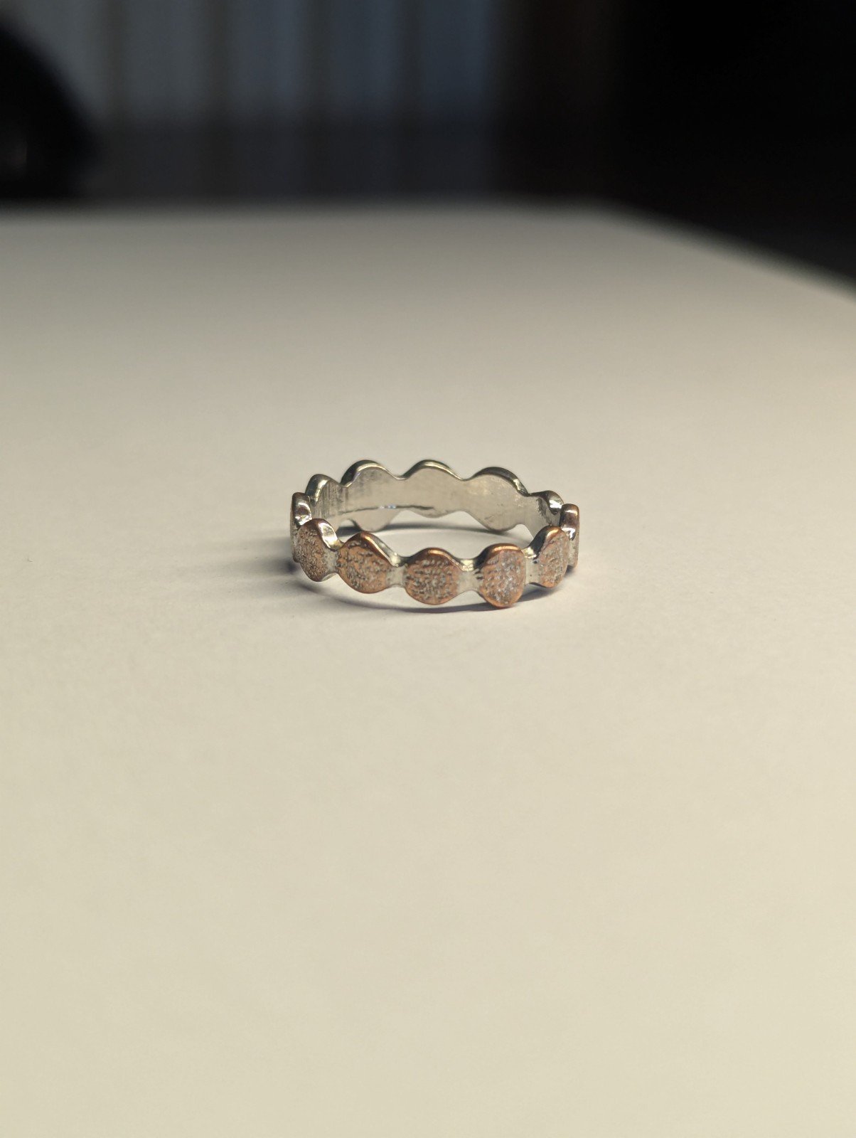 Costume Jewellery Silver Tone Ring Size R - Image 3