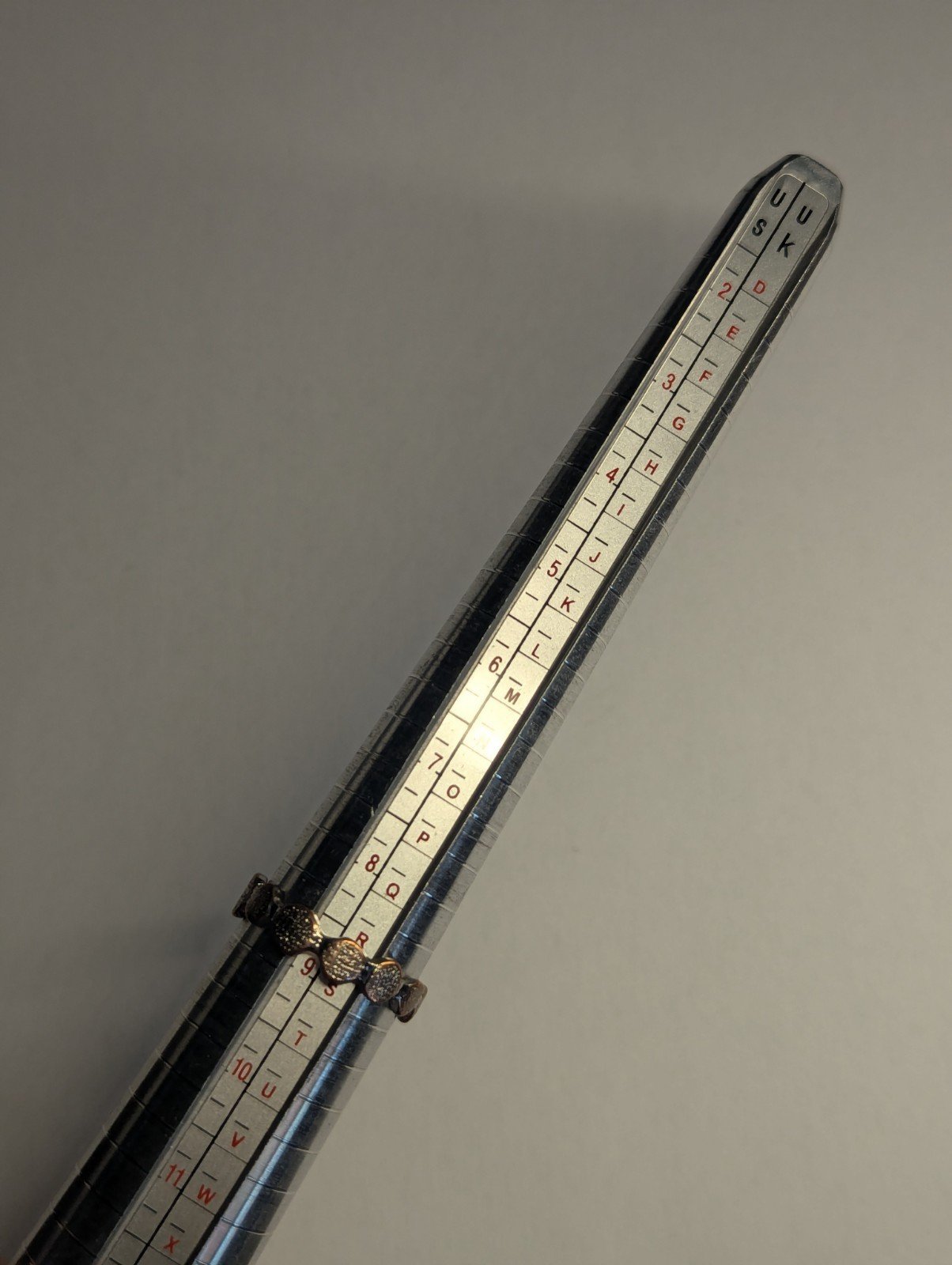 Costume Jewellery Silver Tone Ring Size R - Image 6