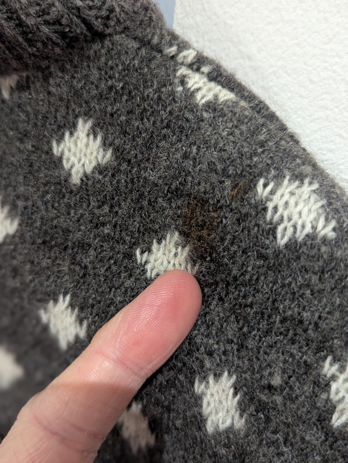 Vintage Exhaust Grey And White Winter Christmas Jumper Size Large Marks See Pics - Image 5