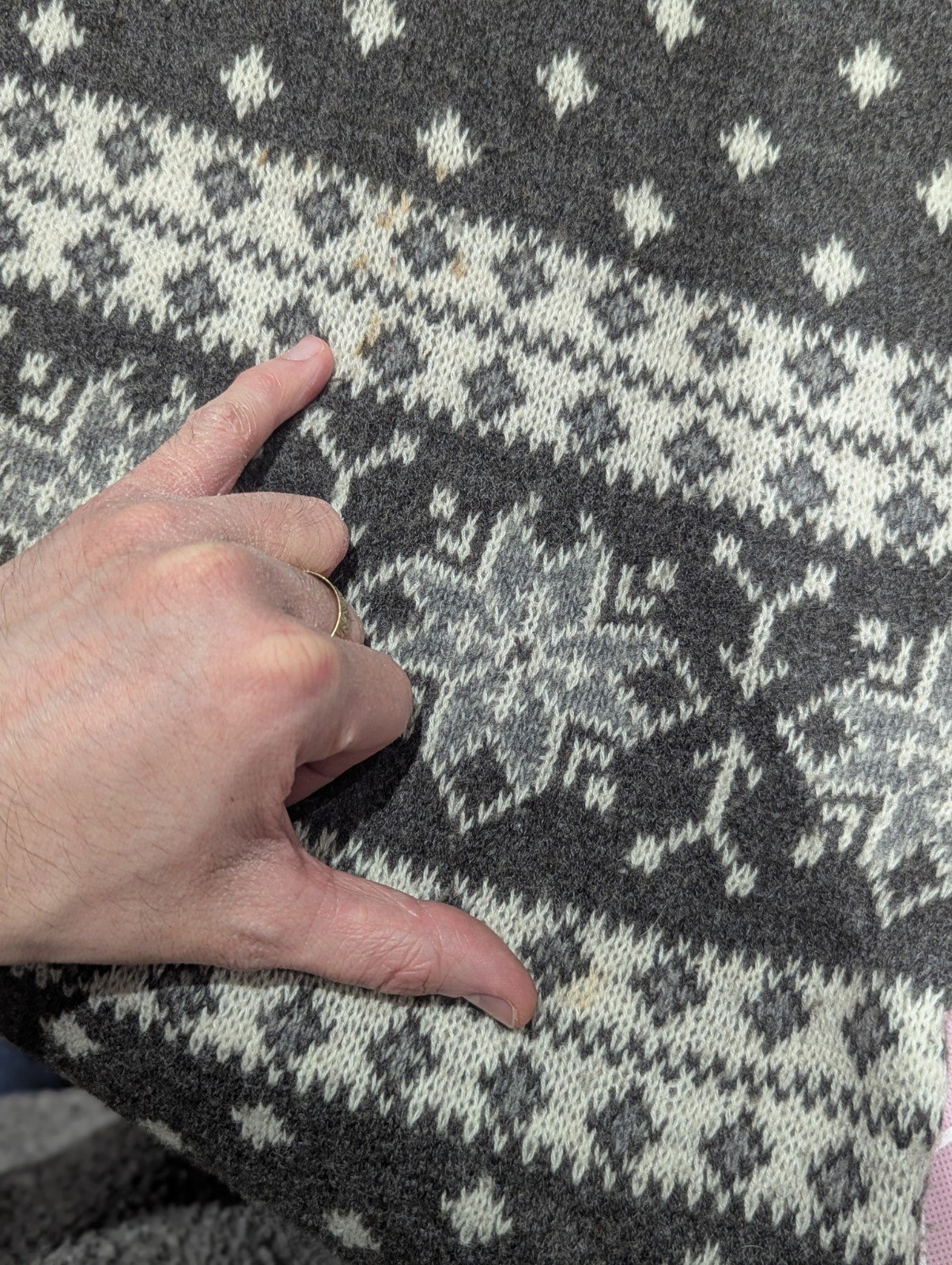 Vintage Exhaust Grey And White Winter Christmas Jumper Size Large Marks See Pics - Image 8