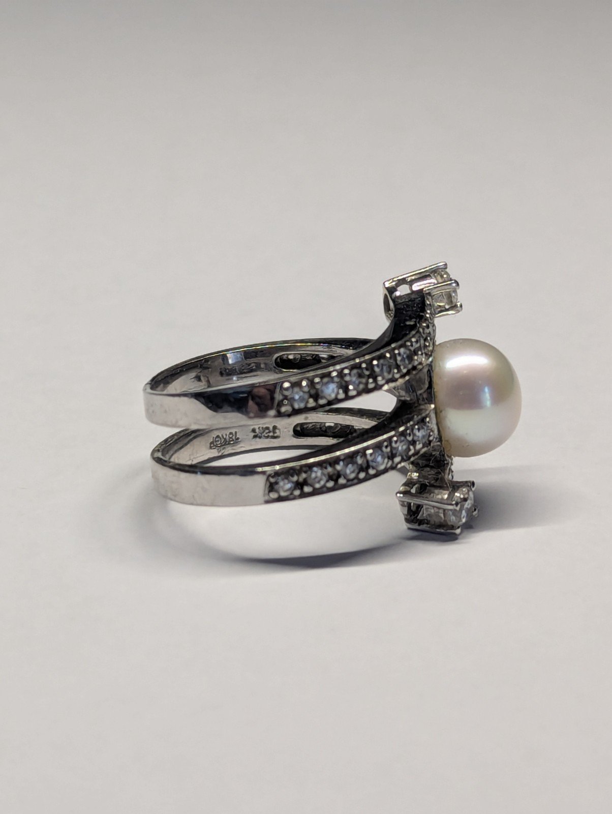 Vintage Costume Jewellery Pearl And CZ Stones Replica | Size P 1/2 - Image 3