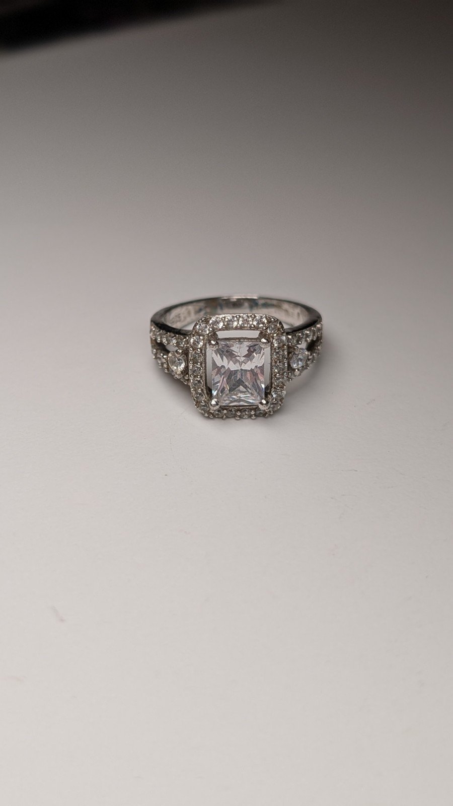 Vintage Sterling Silver CZ Clear Cluster Gemstone Ring | Size O | 925 - Image 8