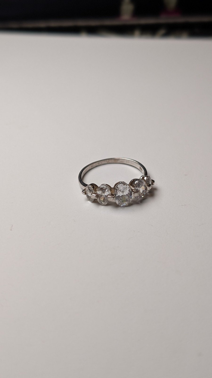 Vintage Sterling Silver CZ 5 Stone Clear Gemstone Ring | Size P 1/2 | 925 - Image 3