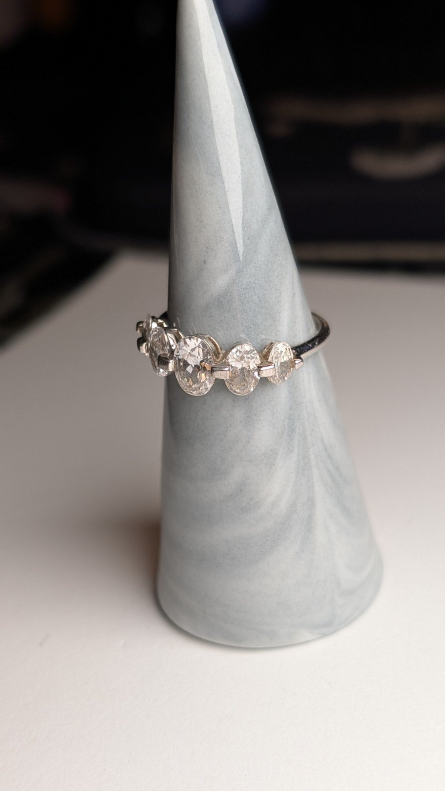 Vintage Sterling Silver CZ 5 Stone Clear Gemstone Ring | Size P 1/2 | 925 - Image 5