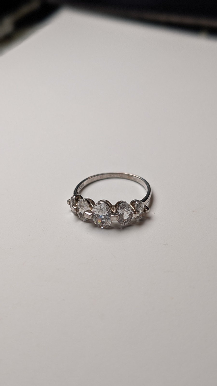 Vintage Sterling Silver CZ 5 Stone Clear Gemstone Ring | Size P 1/2 | 925 - Image 6