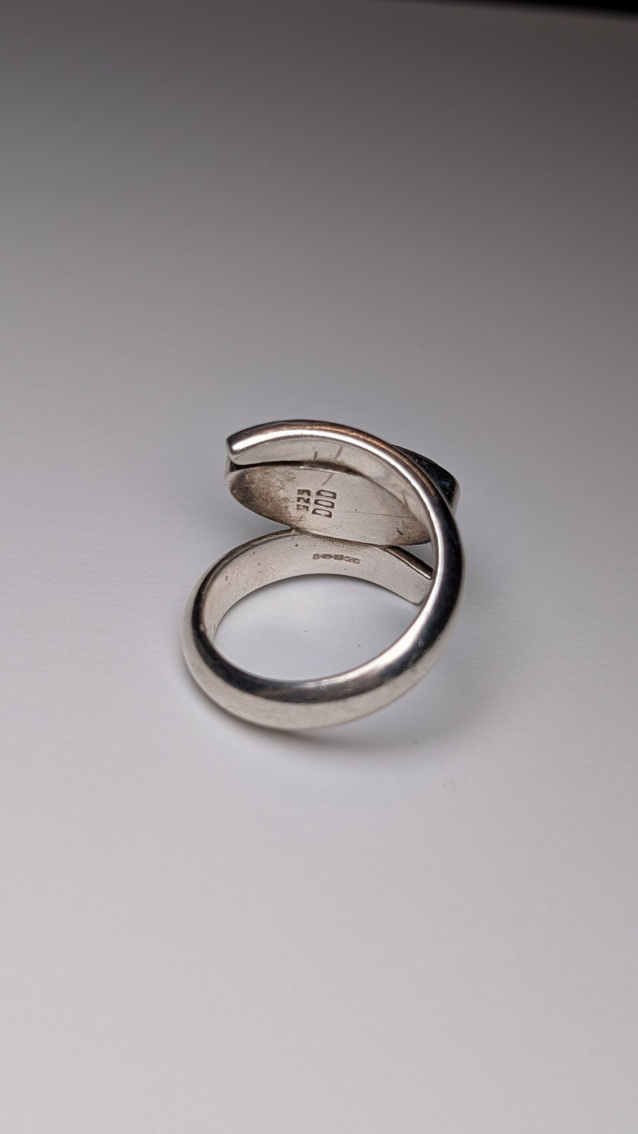 Vintage Sterling Silver Swirl Black Onyx Ring | Size P 1/2 | 925 Silver - Image 2