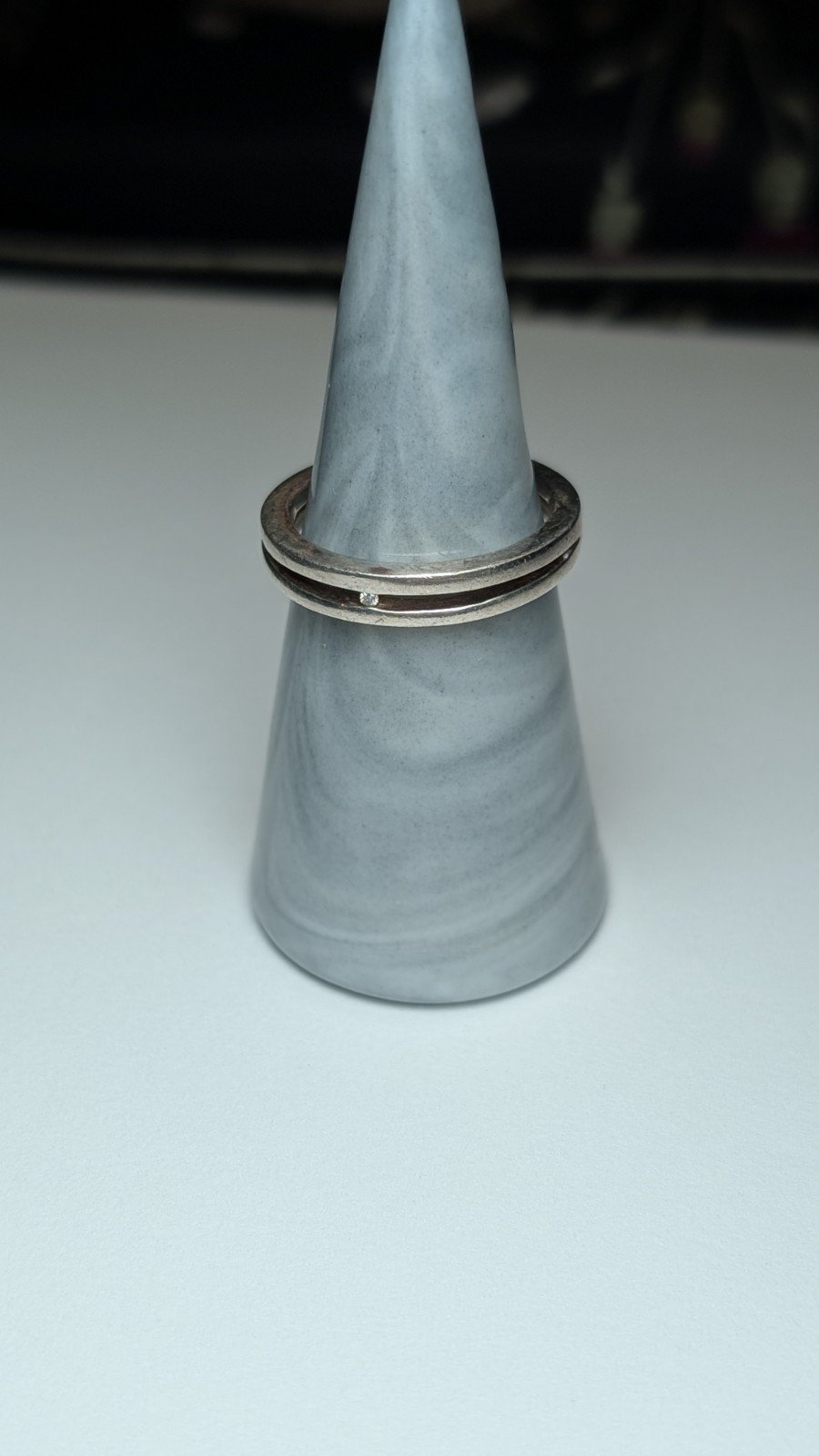 Vintage Sterling Silver Clear Gemstone Band Ring | Size R | 925 Silver - Image 3