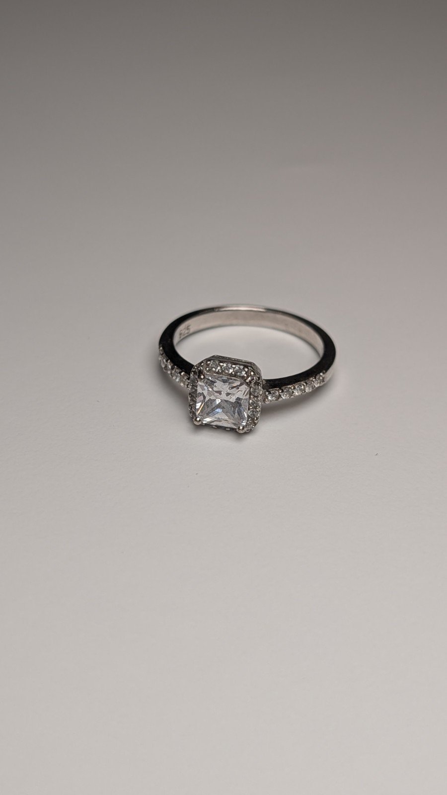 Vintage Sterling Silver Clear CZ Halo Gemstone Ring | Size Q 1/2 | 925