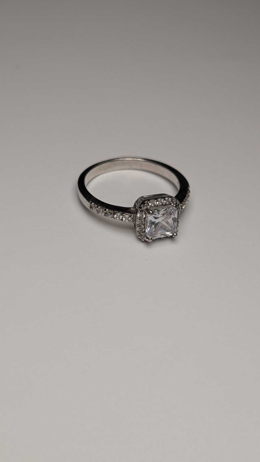 Vintage Sterling Silver Clear CZ Halo Gemstone Ring | Size Q 1/2 | 925 - Image 4