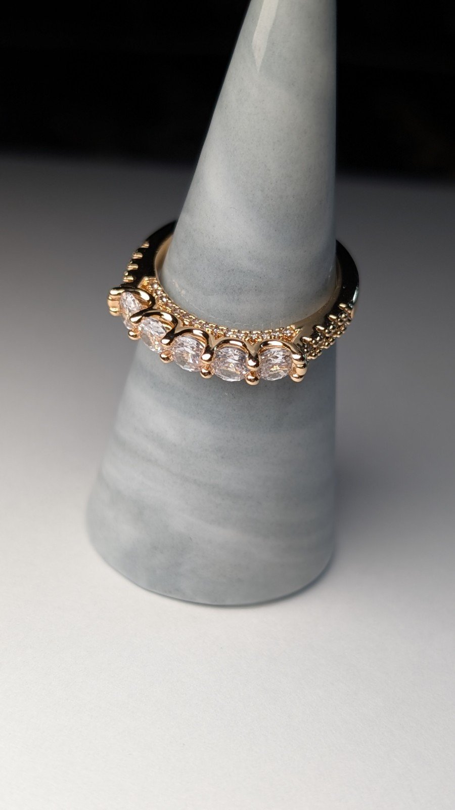 Costume Jewellery Gold Tone 5 Stone Ring | Size R - Image 6