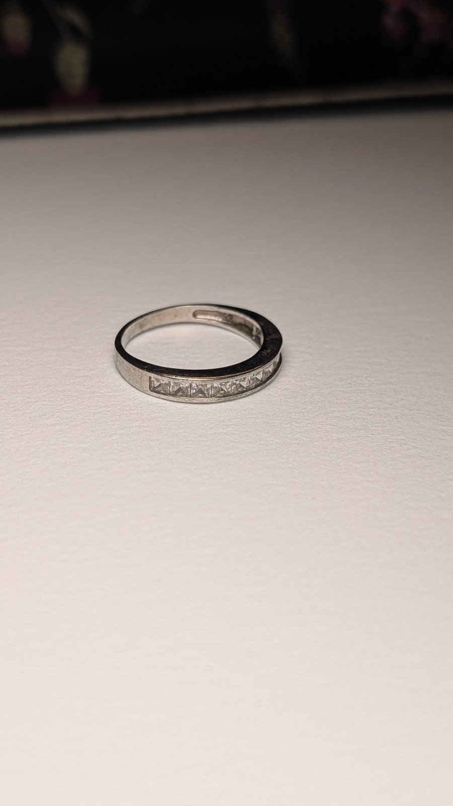 Vintage Sterling Silver CZ Gemstones Band Ring | Size Q | 925 Silver - Image 6