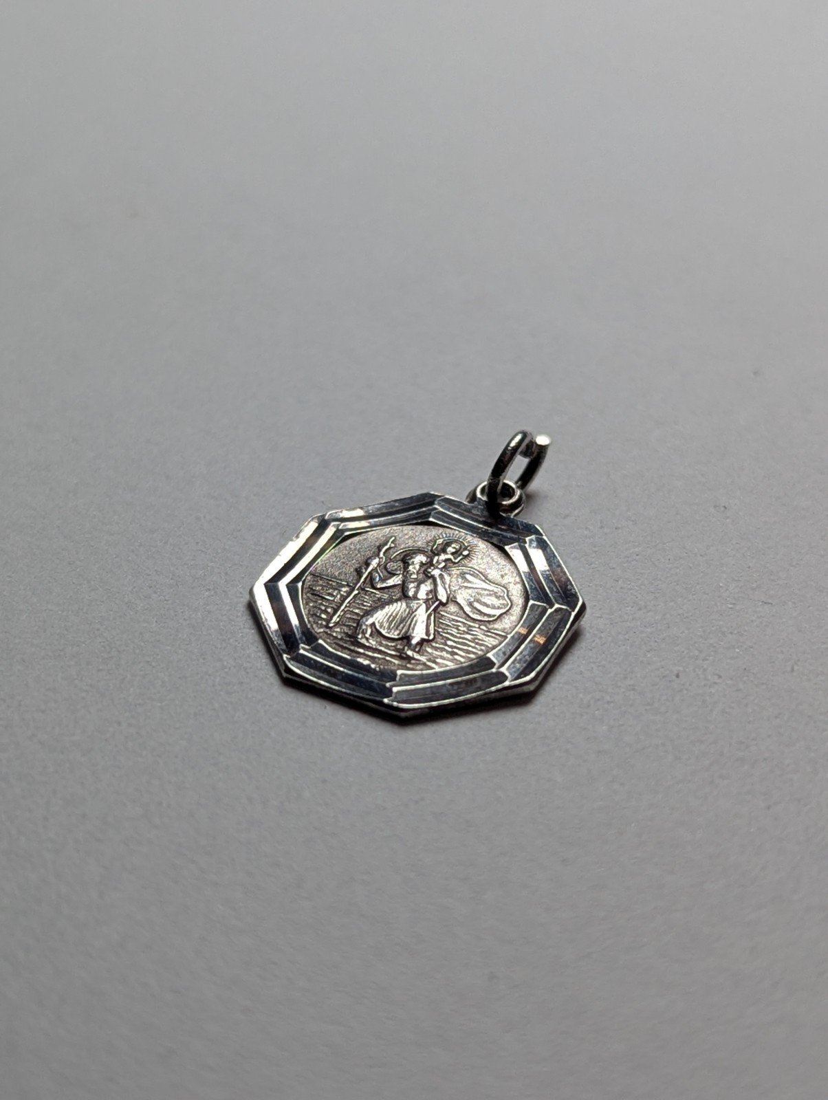 Vintage Sterling Silver St Christopher Pendant | 1.11g | 925 Silver - Image 4