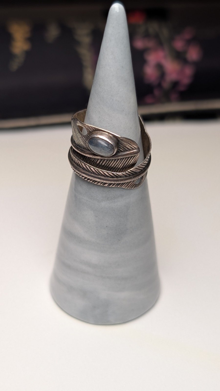 Vintage Sterling Silver Feather & Moonstone Gemstone Ring | Size K | 925 Silver - Image 6