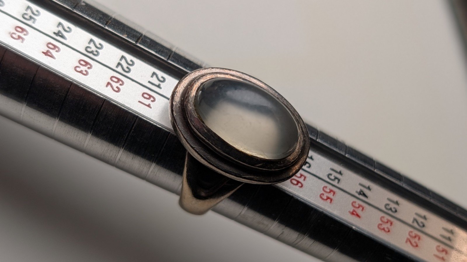 Vintage Sterling Silver White Clear Cloudy Gemstone Ring | Size Q 1/2 | 925 - Image 7