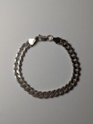 Vintage Sterling Silver Flat Curb Link Bracelet | Weight 22.44g | Length 20.5cm