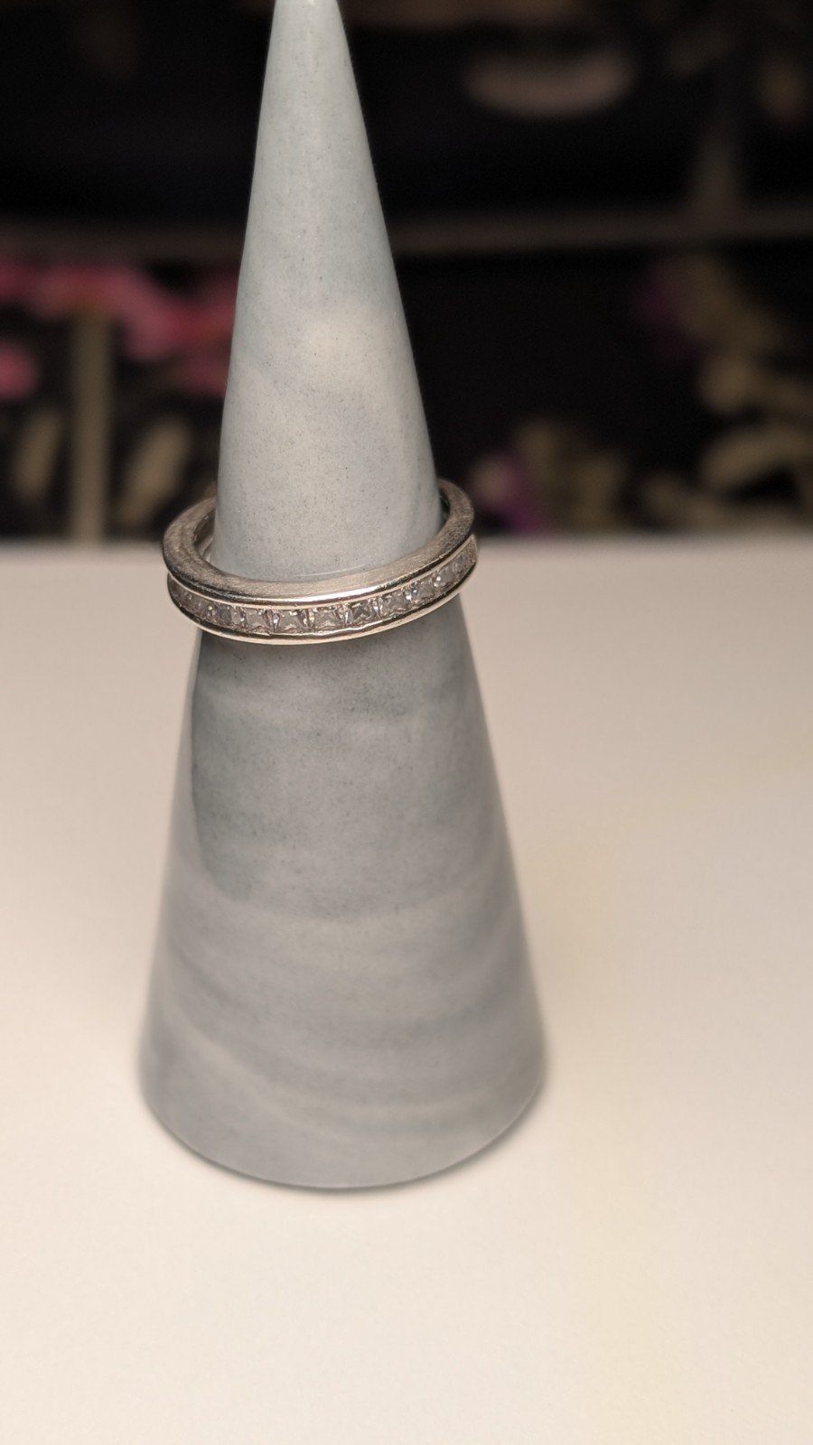 Vintage Sterling Silver Channel Set Ring | Size J 1/2 | 925 Silver - Image 5