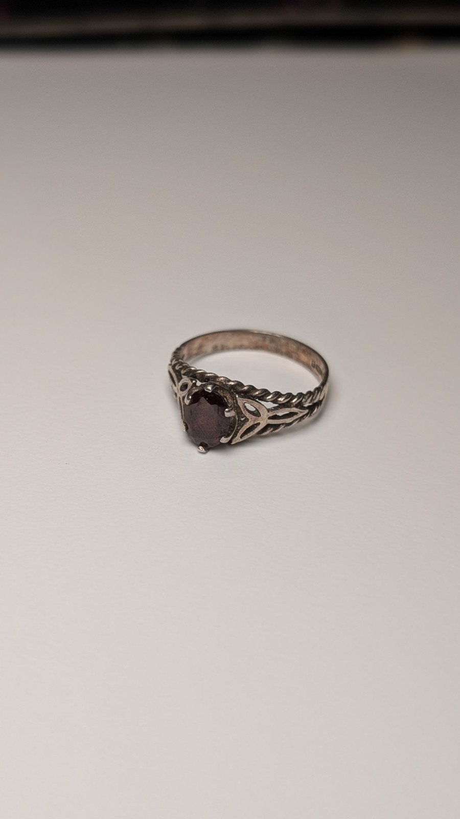 Vintage Sterling Silver 1978 Almandine Garnet Ring | Size R | 925 Silver