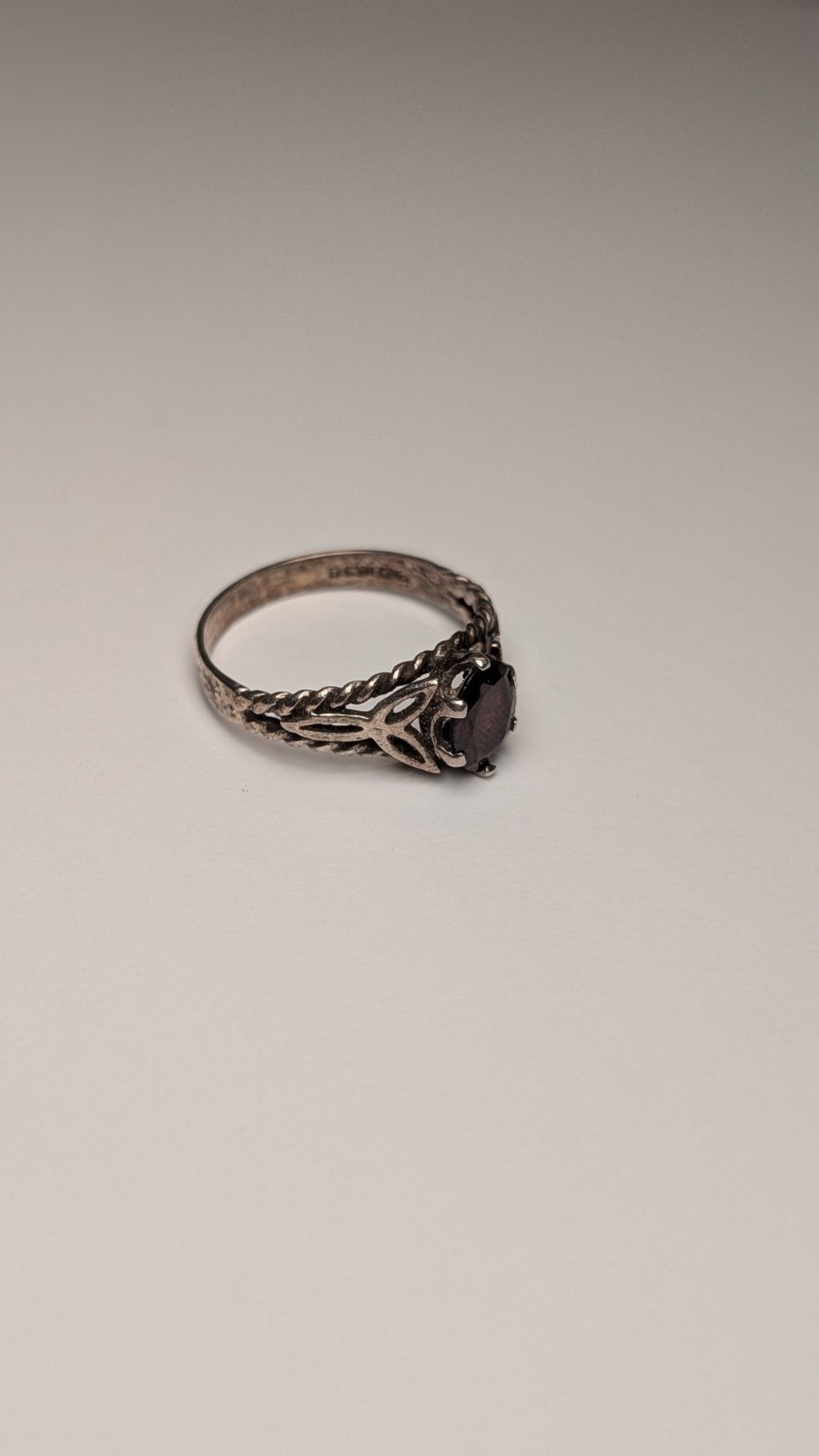 Vintage Sterling Silver 1978 Almandine Garnet Ring | Size R | 925 Silver - Image 4