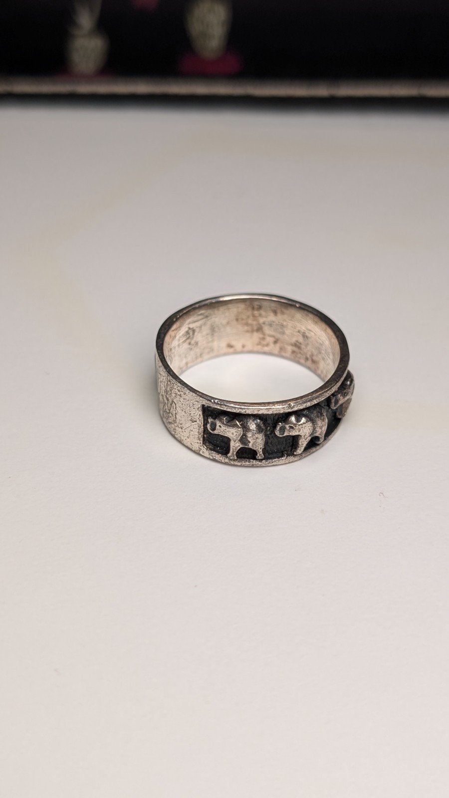 Vintage Sterling Silver Elephant Band Ring | Size T 1/2 | 925 Silver