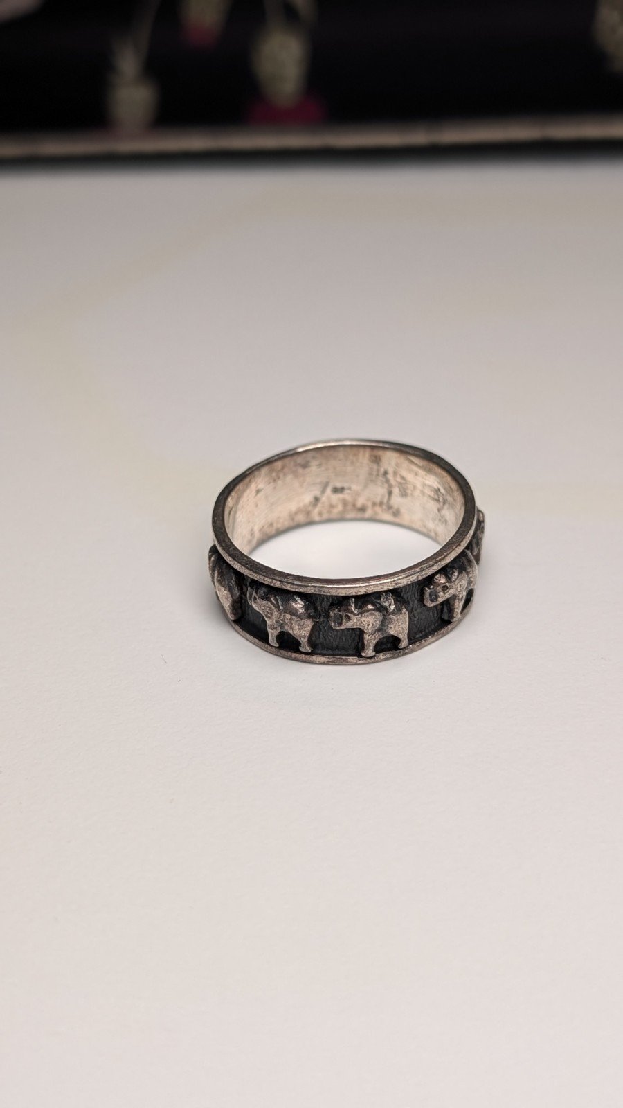 Vintage Sterling Silver Elephant Band Ring | Size T 1/2 | 925 Silver - Image 2