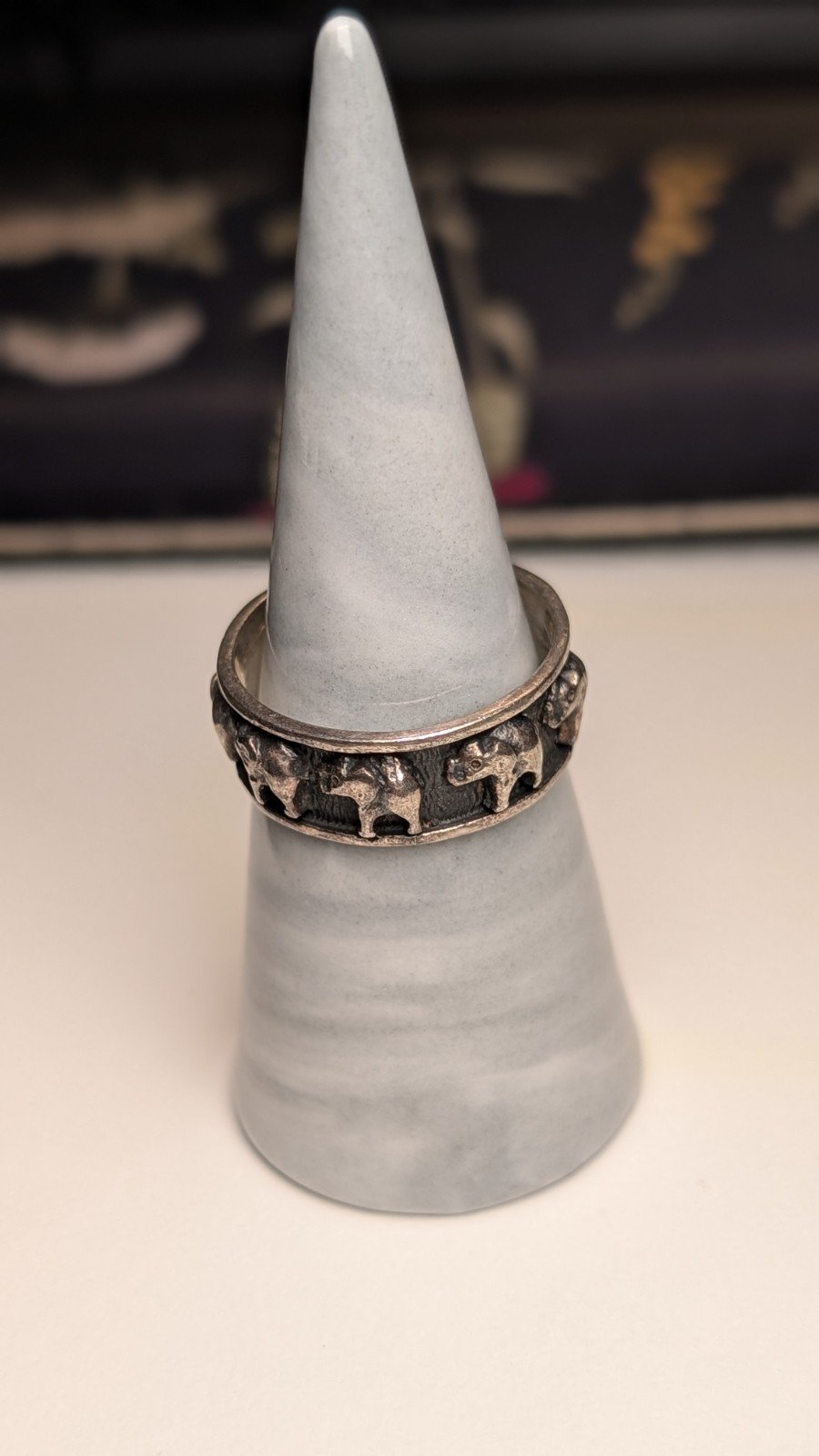 Vintage Sterling Silver Elephant Band Ring | Size T 1/2 | 925 Silver - Image 4