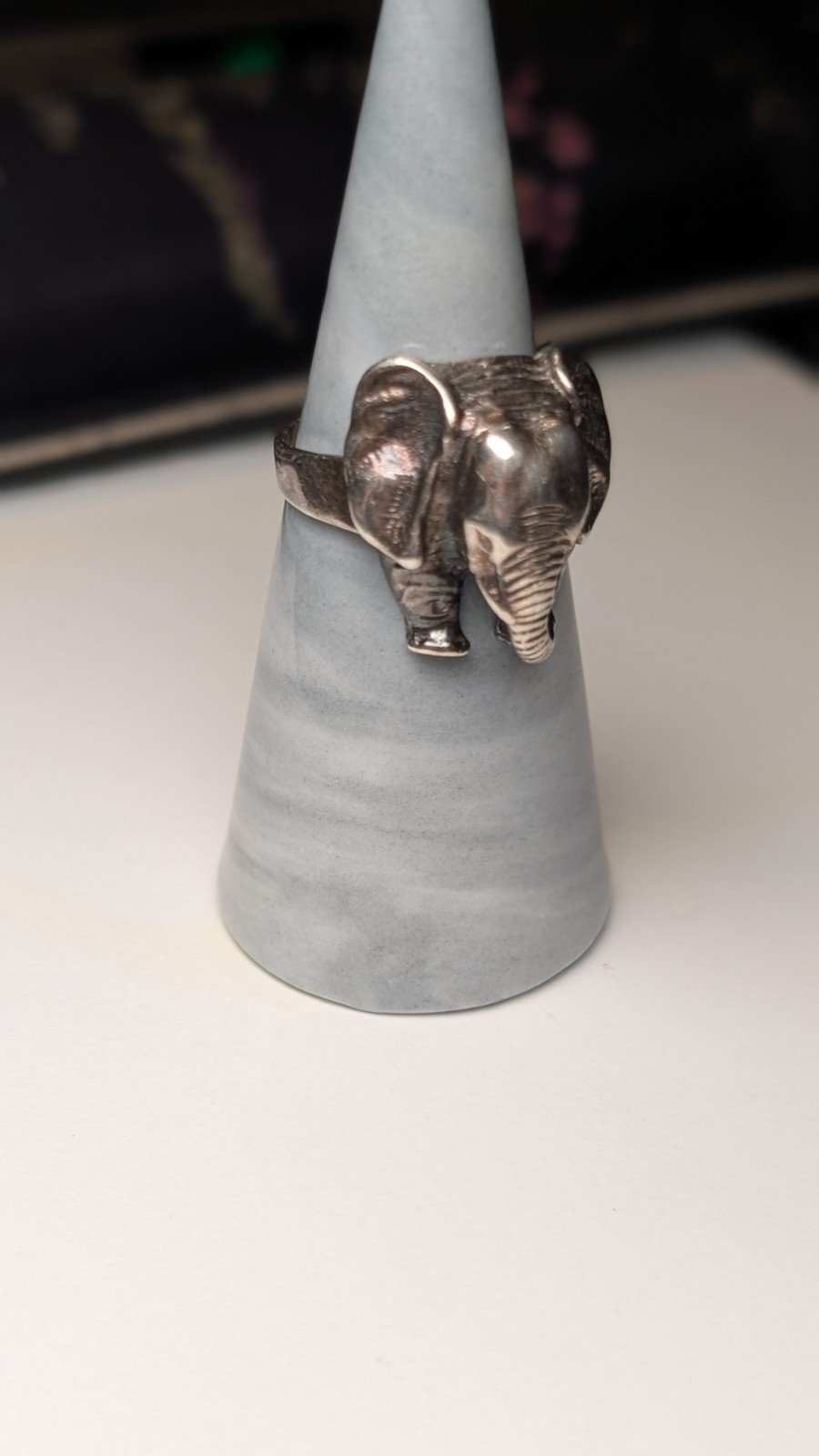 Vintage Sterling Silver Elephant Ring | Size P 1/2 | 925 Silver - Image 4