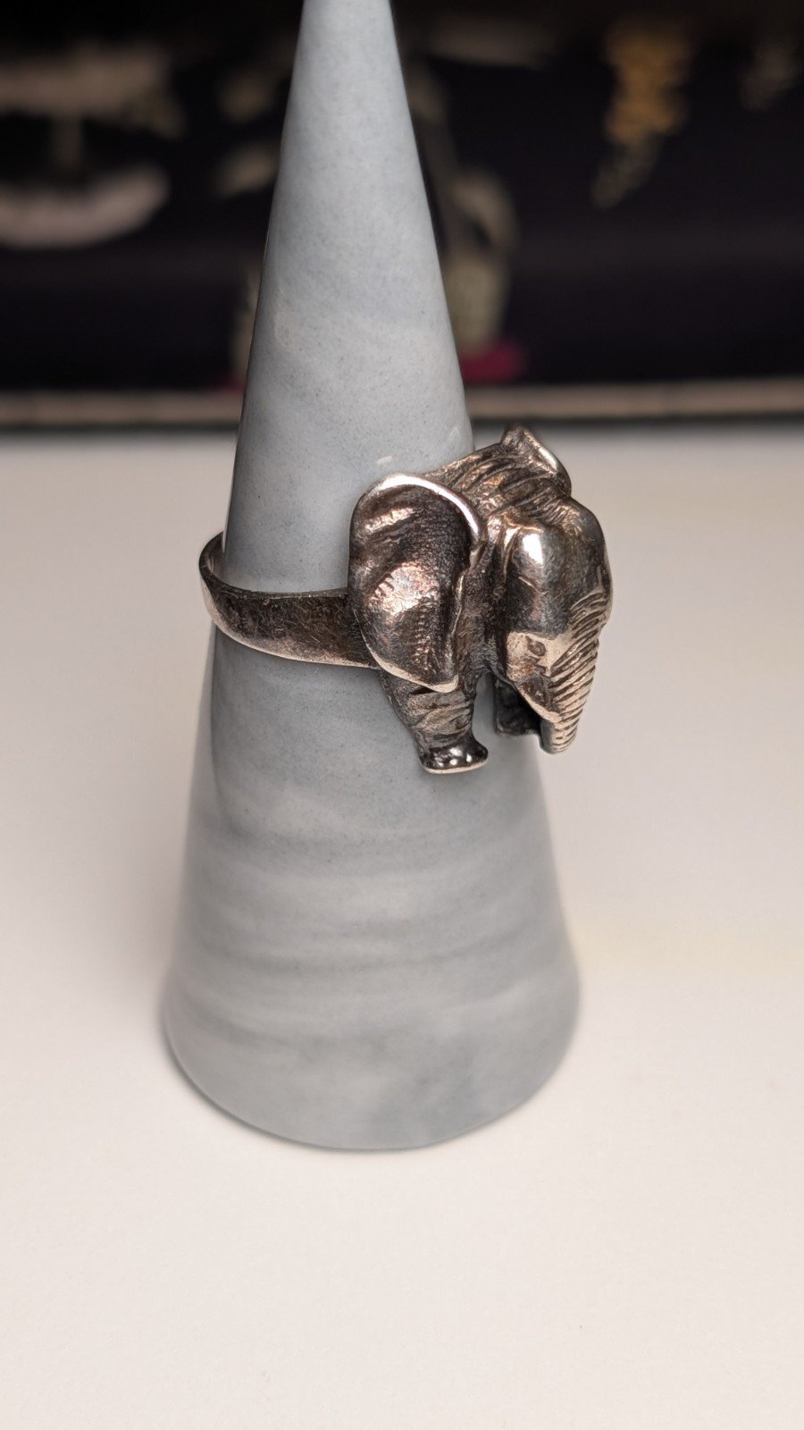 Vintage Sterling Silver Elephant Ring | Size P 1/2 | 925 Silver - Image 7