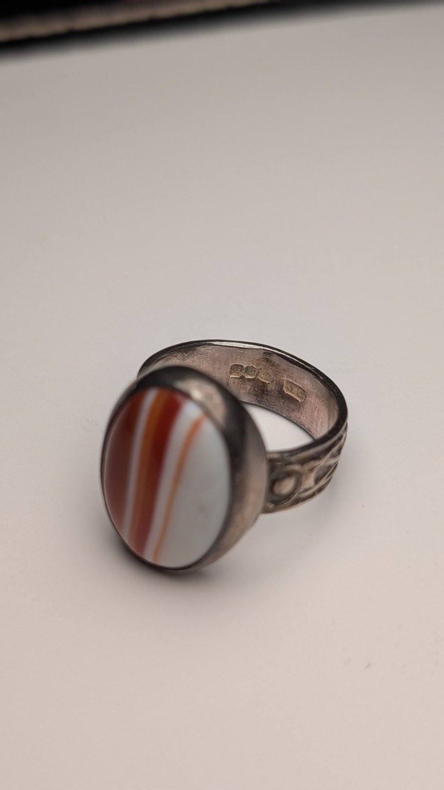 Vintage Sterling Silver 1973 Edinburgh Celtic Banded Agate Ring | Size L | 925 - Image 4