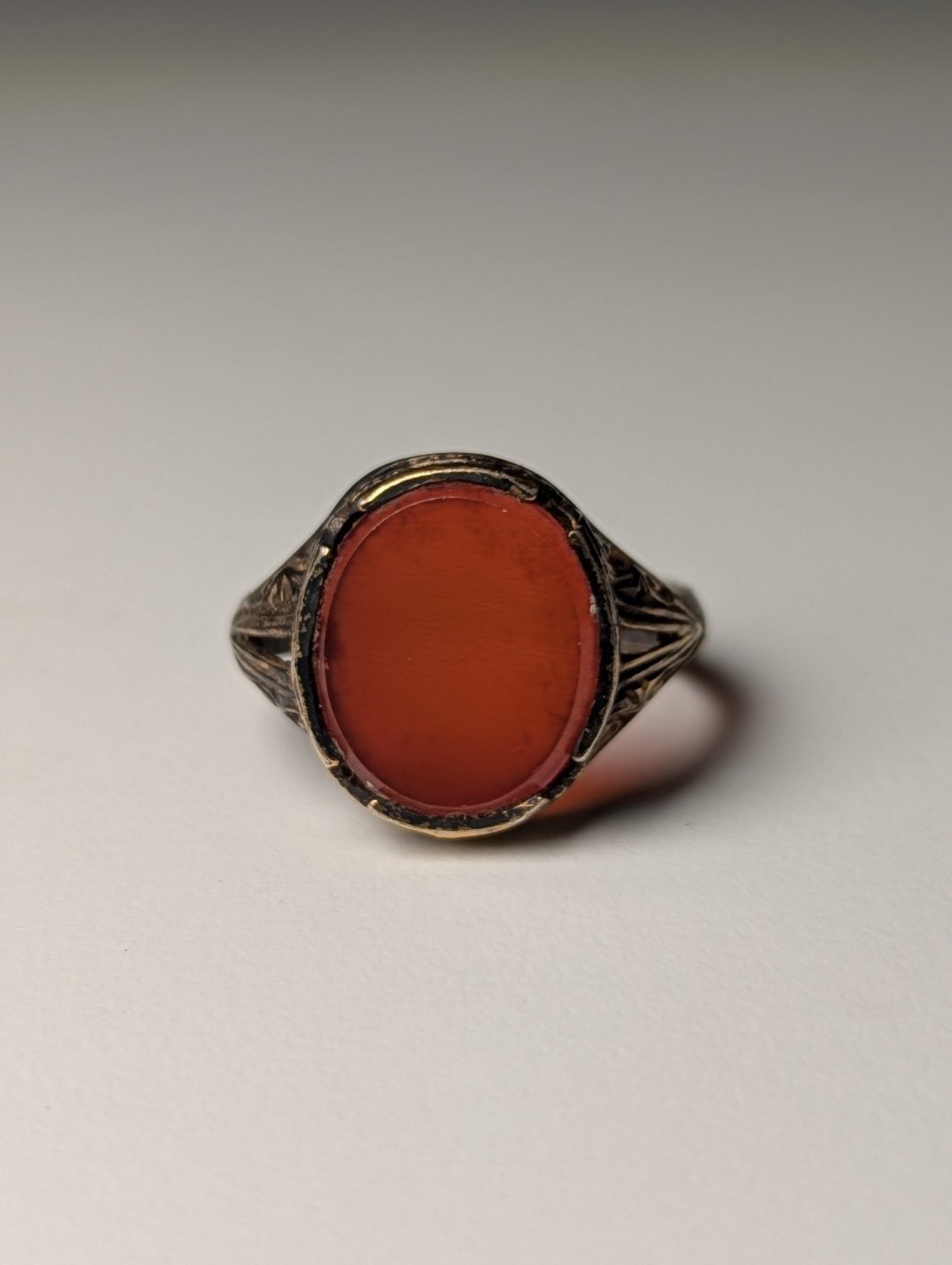 Vintage Sterling Silver 9ct Gold Plated Flat Carnelian Gemstone Ring | Size P1/2 - Image 3