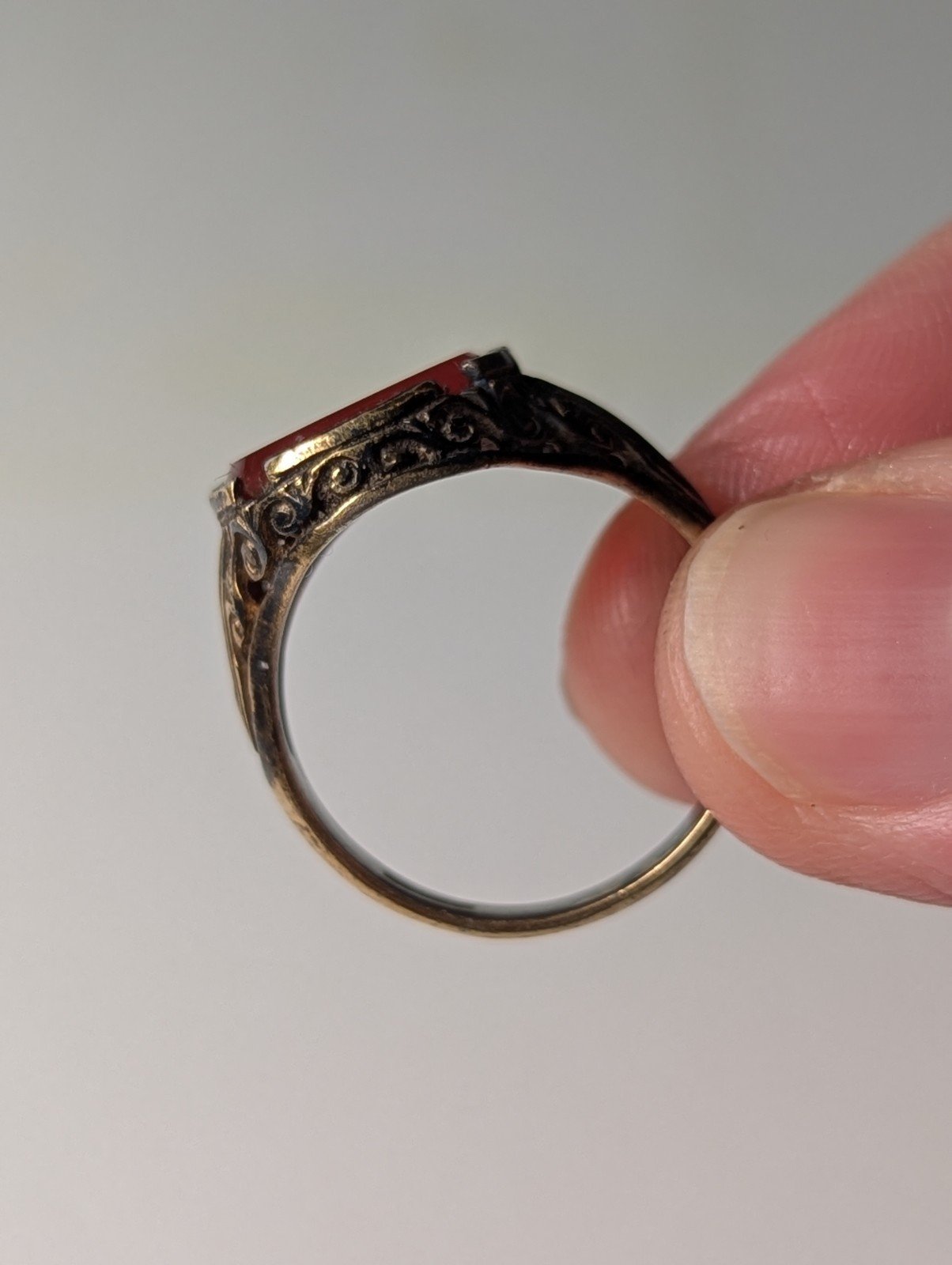 Vintage Sterling Silver 9ct Gold Plated Flat Carnelian Gemstone Ring | Size P1/2 - Image 8