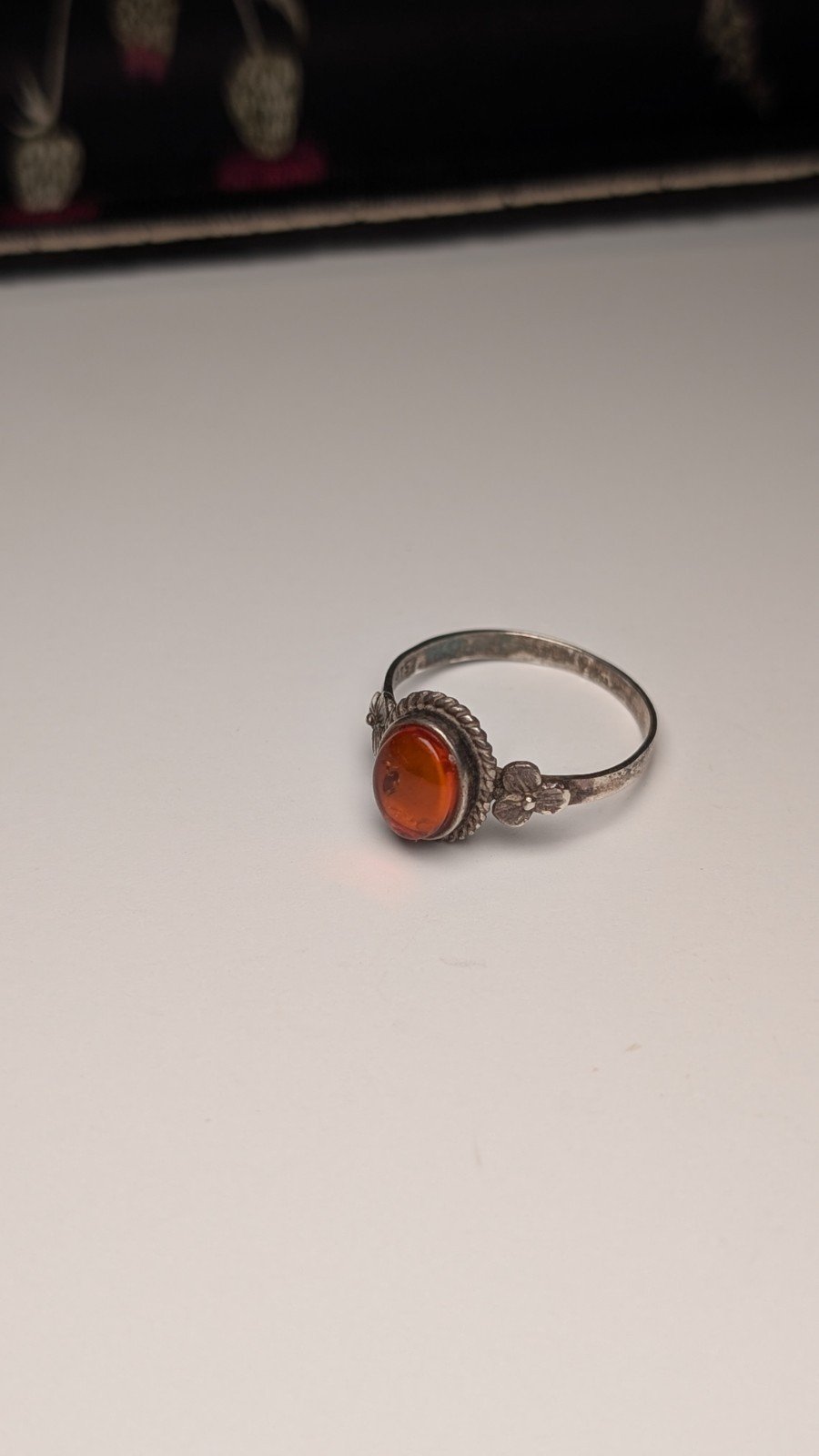 Vintage Sterling Silver Orange Amber Gemstone Flowers Ring | Size P | 925 Silver - Image 2