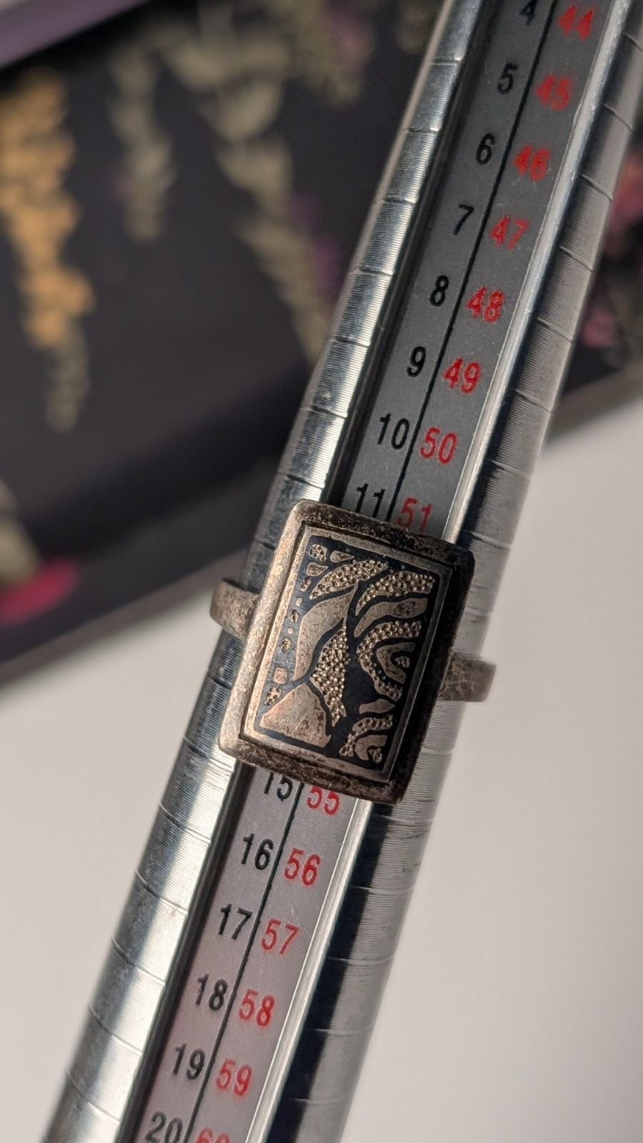 Vintage Sterling Silver Abstract Etched Plaque Design Ring | Size M 1/2 | 925 - Image 10