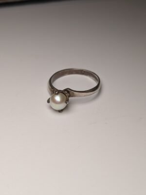 Vintage Sterling Silver 1969 Cultured Pearl Ring | Size P 1/2 | 925 Silver