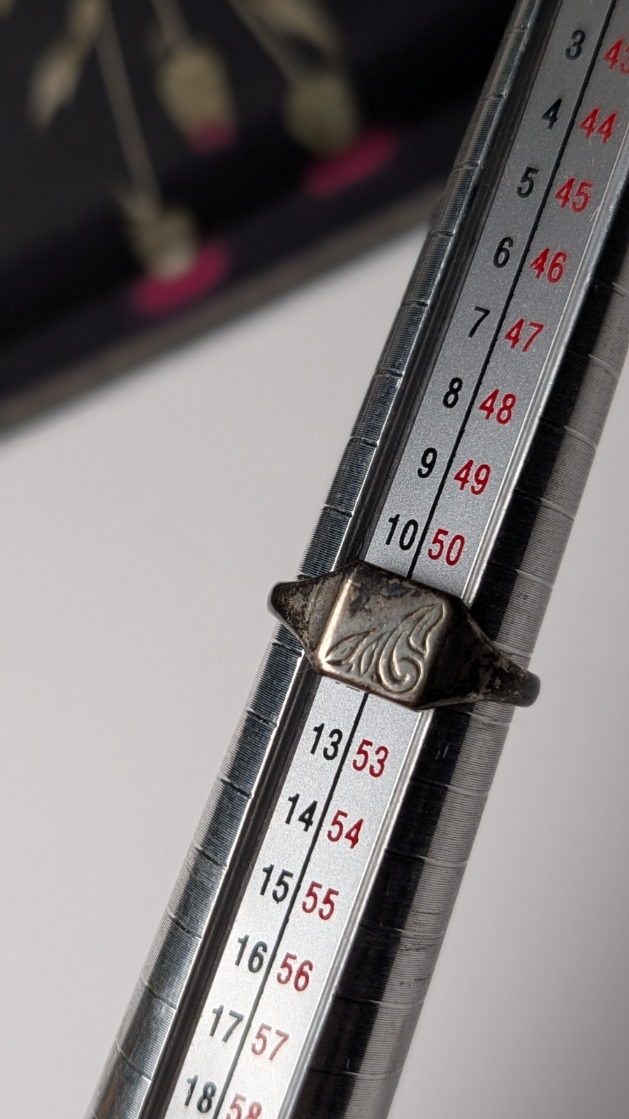 Vintage Sterling Silver 1982 Etched Signet Ring | Size L | 925 Silver - Image 8