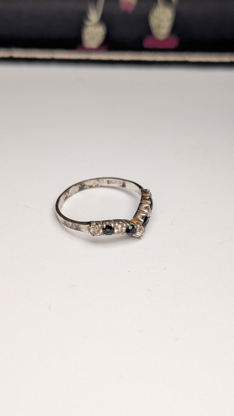 Vintage Sterling Silver Sapphire Wishbone Chevron Ring | Size O 1/2 | 925 Silver - Image 4